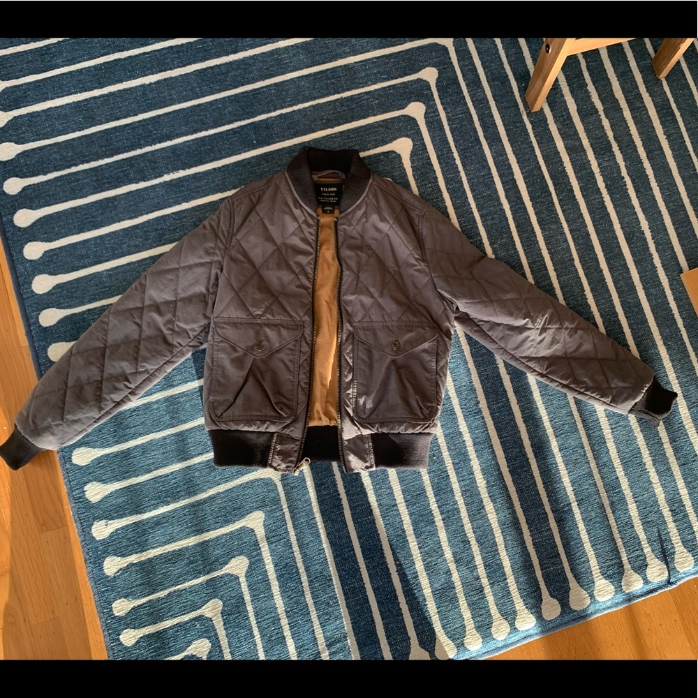 Small Filson Quilted Bomber Jacket - Picture 2 of 13